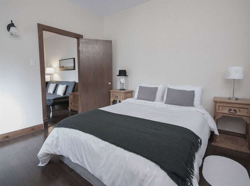 Auberge Nuits De St-Georges Bromont Exteriér fotografie