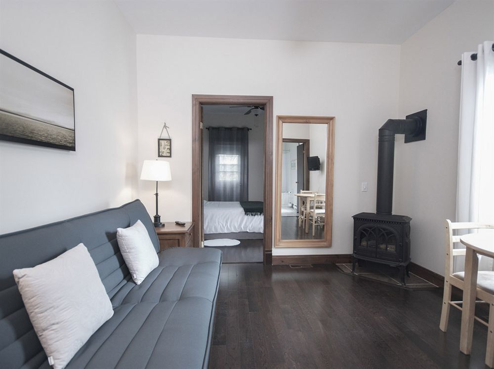 Auberge Nuits De St-Georges Bromont Exteriér fotografie