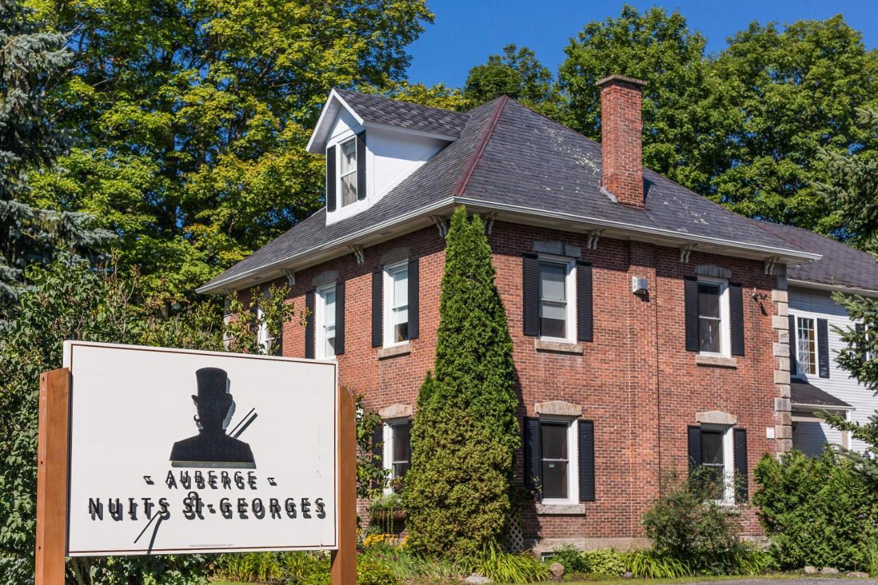 Auberge Nuits De St-Georges Bromont Exteriér fotografie